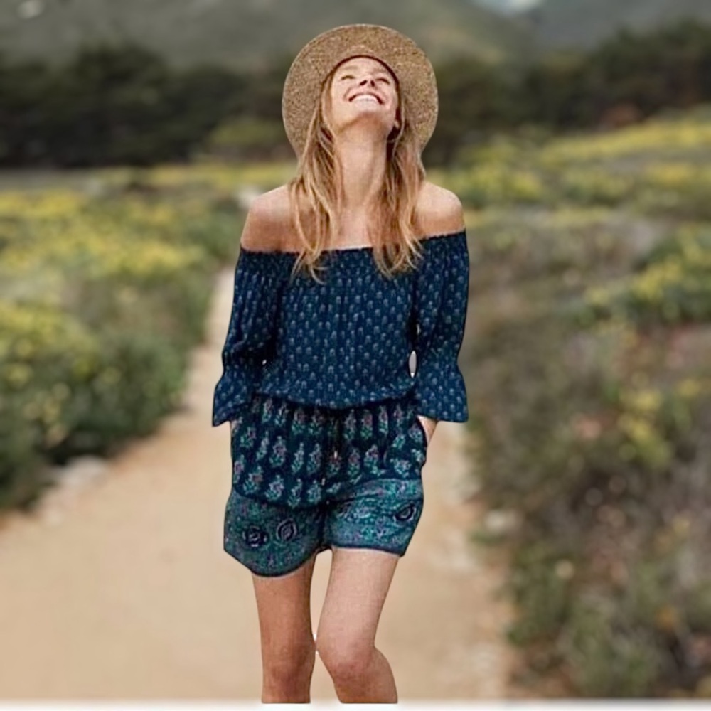 Anthropologie Ett Twa Romper Size XS One Piece Shorts Top Blue Floral Kaleo